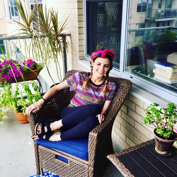 Meet your Posher, Jayne - Picture 1 of 1